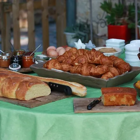 Bastide Servadou Bed & Breakfast Senouillac